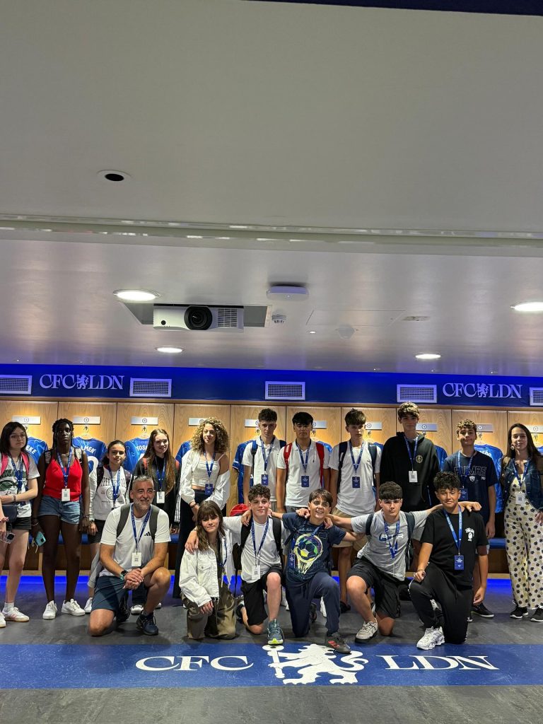 ⚽️💙 Stamford Bridge takeover! ⚽️💙 Stamford Bridge takeover!