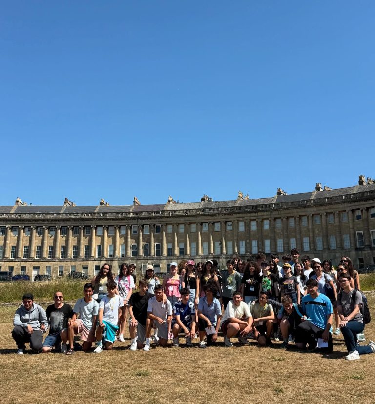 🏛️ Built in the 🏛️ Built in the